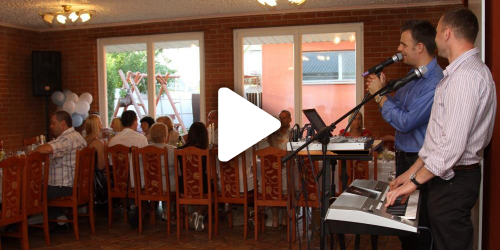 Populiariausi vestuvių vedėjai muzikantai geriausia grupė Belije Rozi geri atsiliepimai